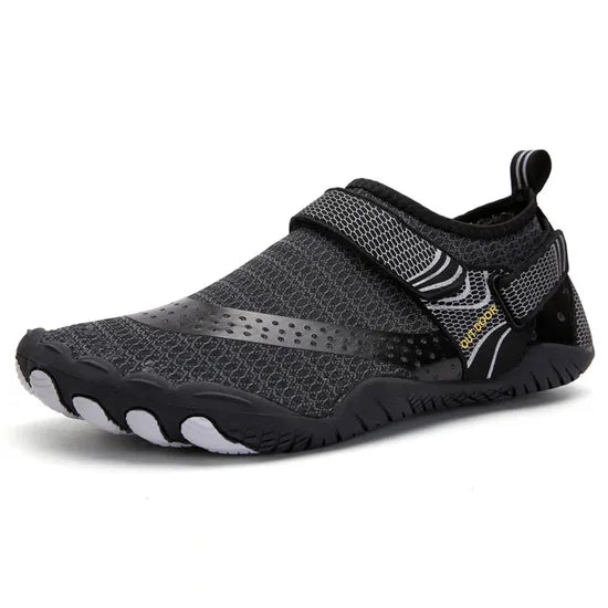 Lightweight water shoes, suitable for swimming at the beach, walking barefoot, or walking in streams.