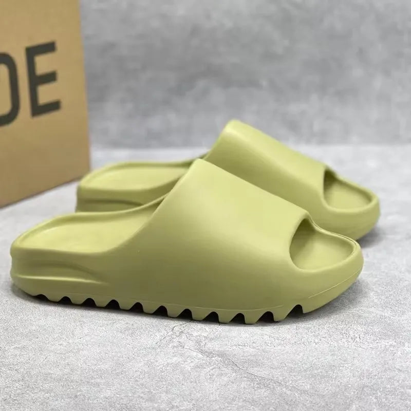 Solid color designer slippers, outdoor shoes, with shoe box